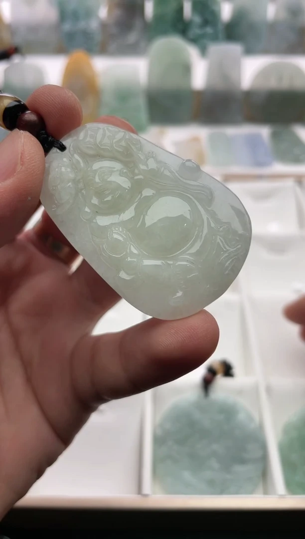 【闪购商品】翡翠颈饰未镶嵌..../2/11/ 140