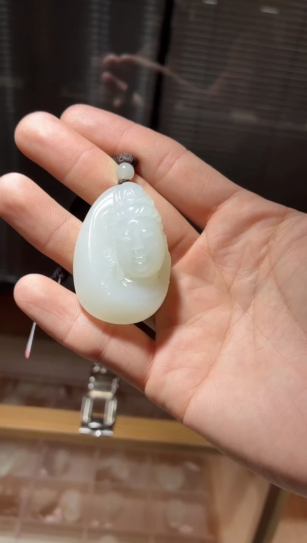 吊坠(不含链)未镶嵌和田玉观音吊坠