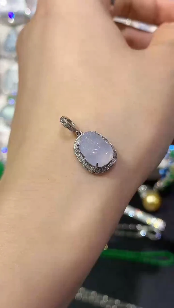 吊坠(不含链)18K金镶嵌翡翠B31 紫货有色差