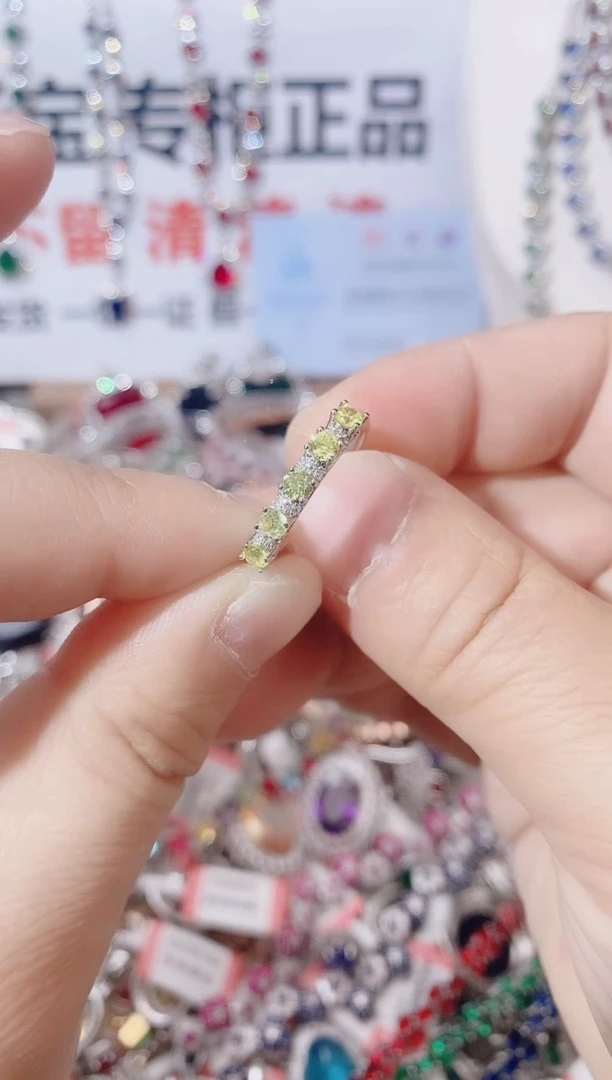 未镶嵌戒指橄榄石