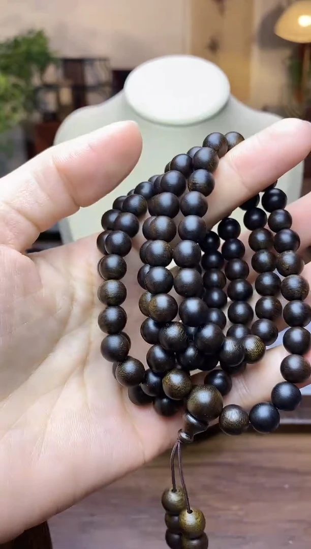 沉香手串白棋8mm*108颗沉水