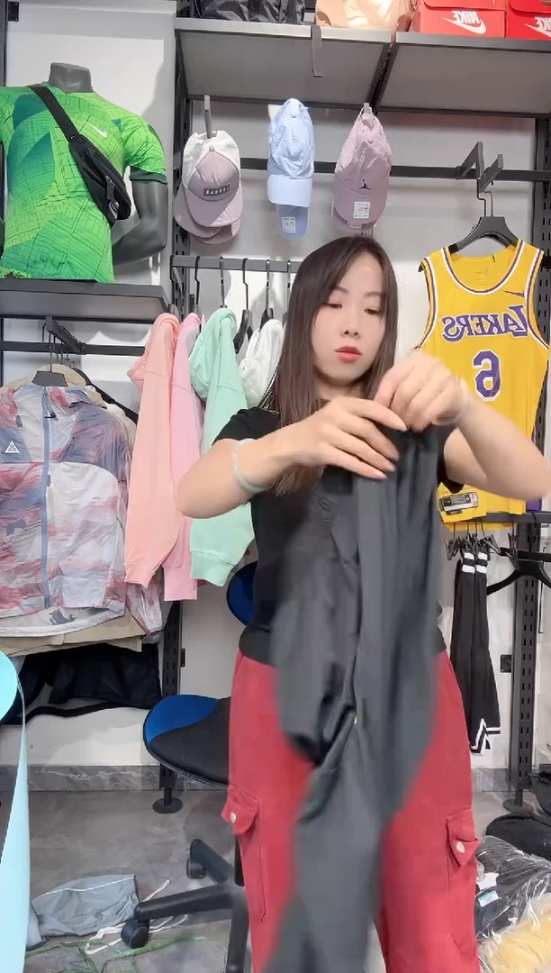 1109  编码 瑕疵款直播间过款为准 尺码