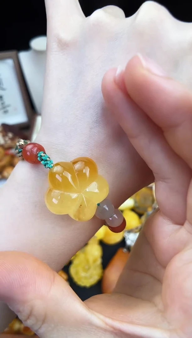琥珀未镶嵌珠宝奇石柒月