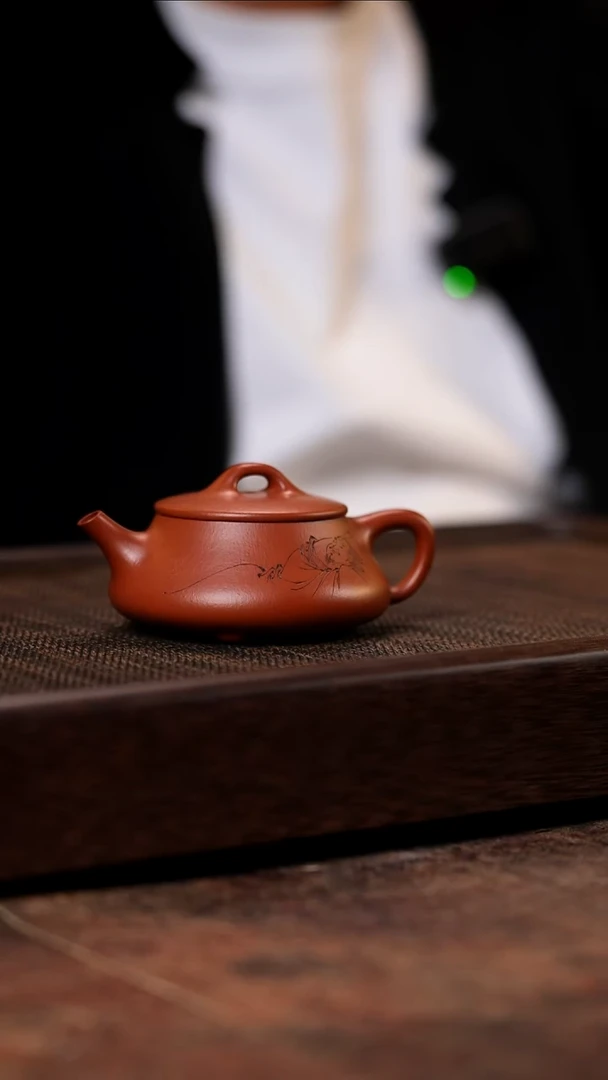 宜兴紫砂范小君石瓢