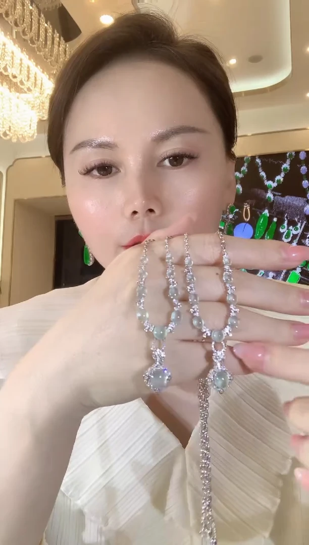 套链18K金镶嵌翡翠A101 多样性发货一件