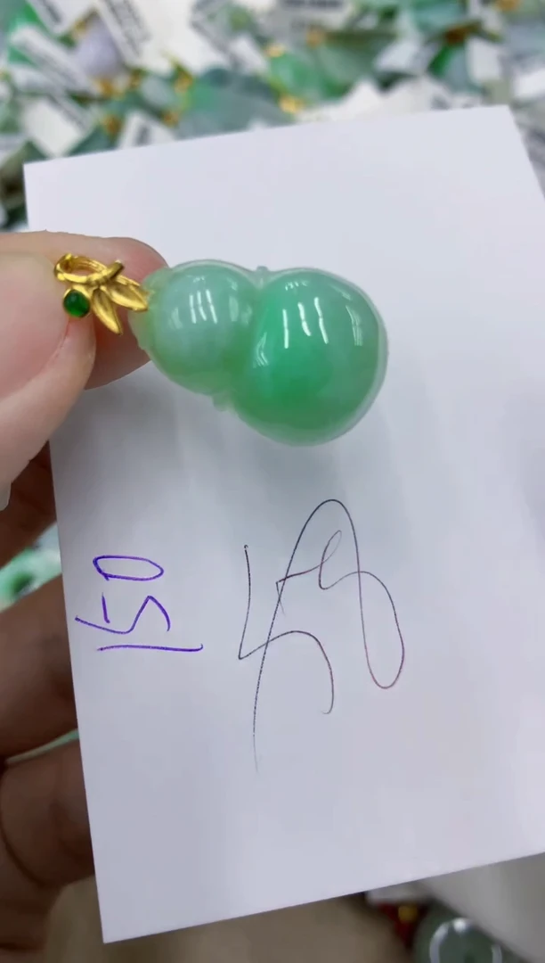 翡翠未镶嵌颈饰111111111111