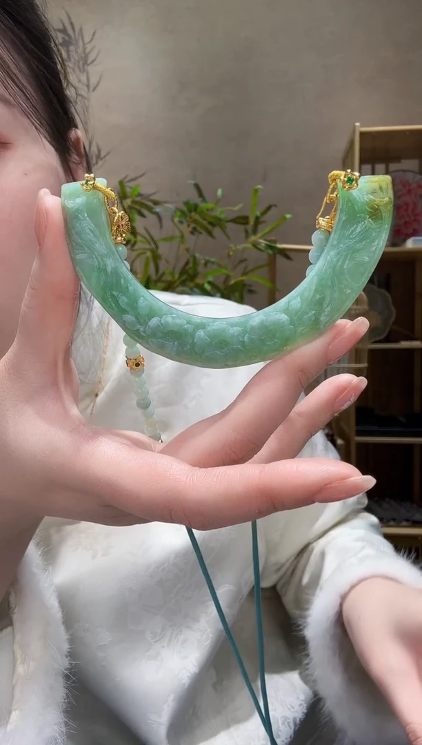【闪购商品】翡翠颈饰未镶嵌吊坠