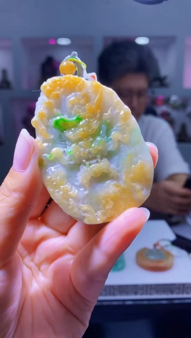 定制翡翠未镶嵌LL翡翠毛货GYT-38