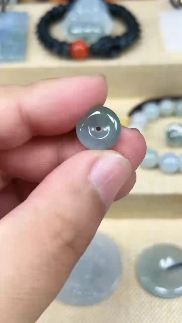 颈饰未镶嵌翡翠天然缅A翡翠   平安扣1