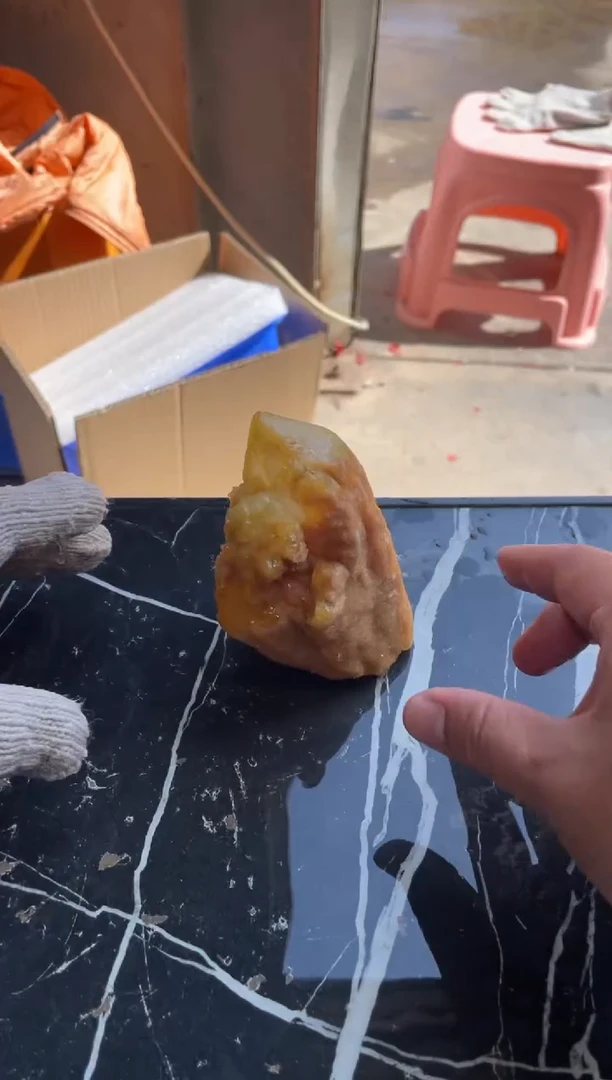 【闪购商品】黄晶原石未镶嵌天然黄水晶原石摆件