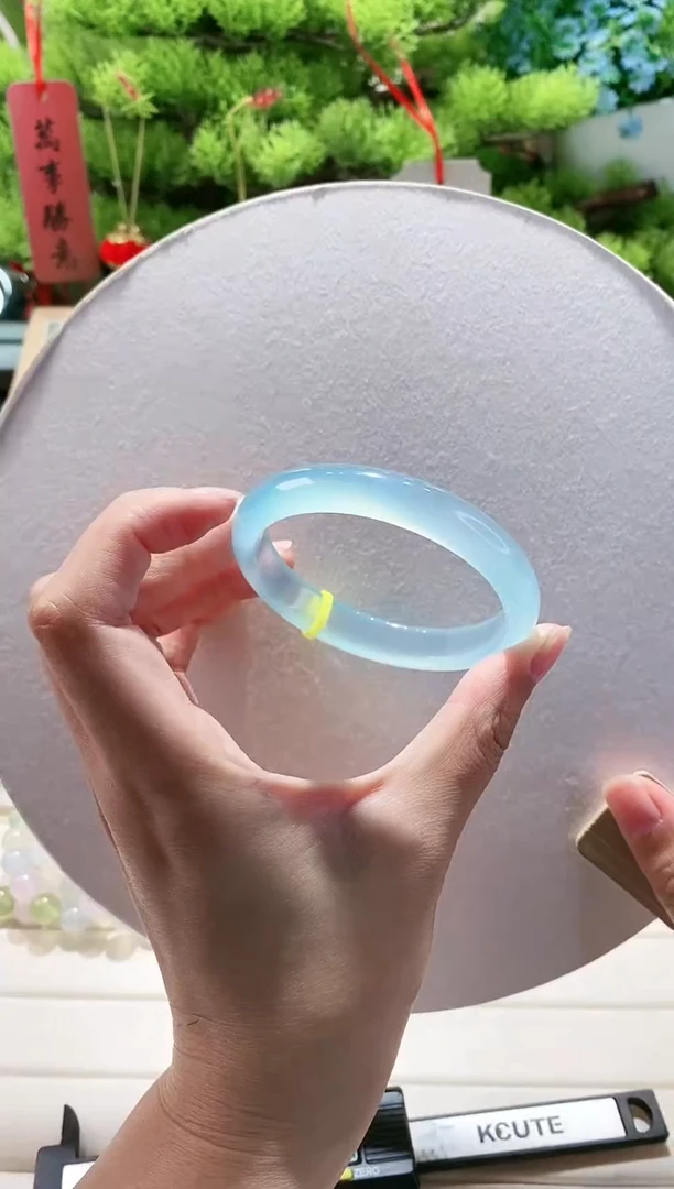 玛瑙/玉髓手镯未镶嵌77-55.5