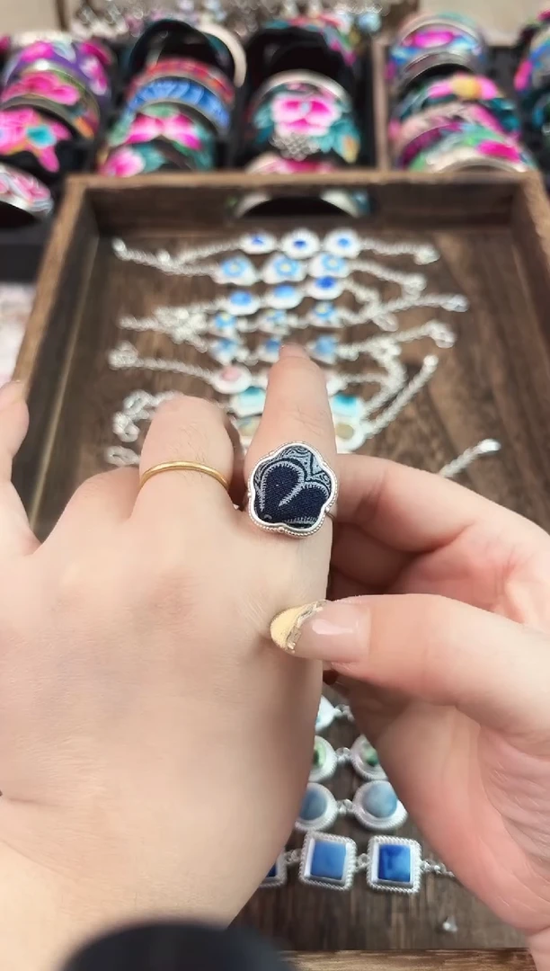 织绣艺枝独绣手工饰品41