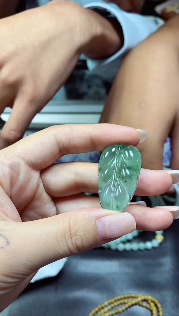 定制翡翠未镶嵌咨询链接