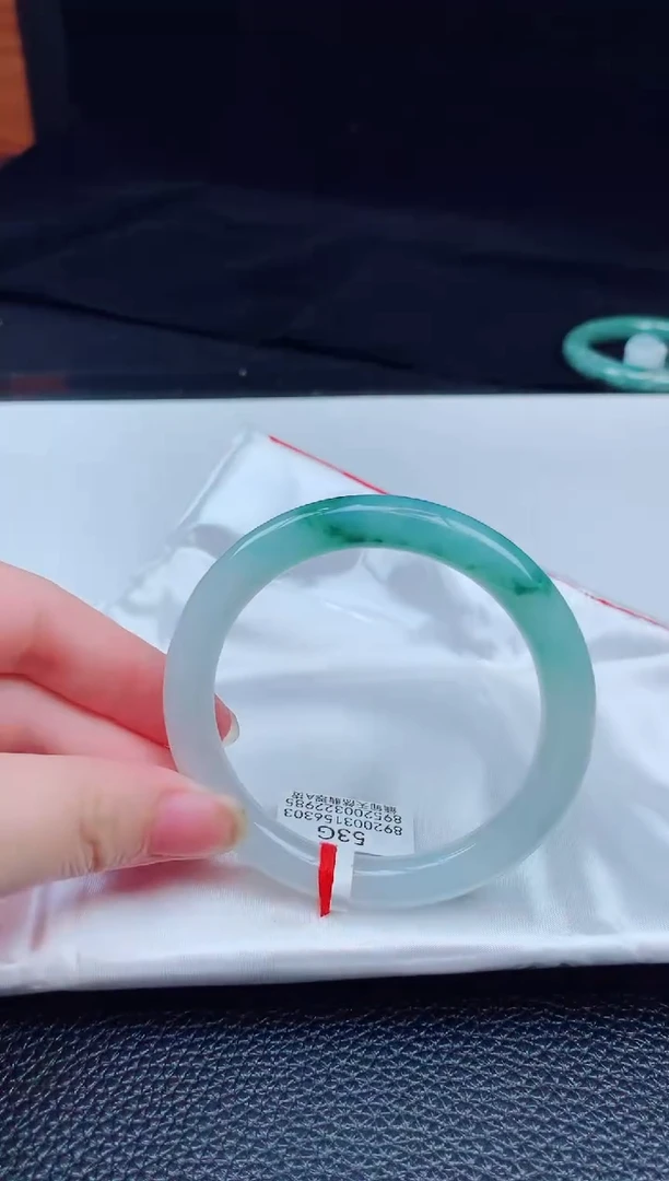 翡翠手镯未镶嵌缅甸天然翡翠A货手镯