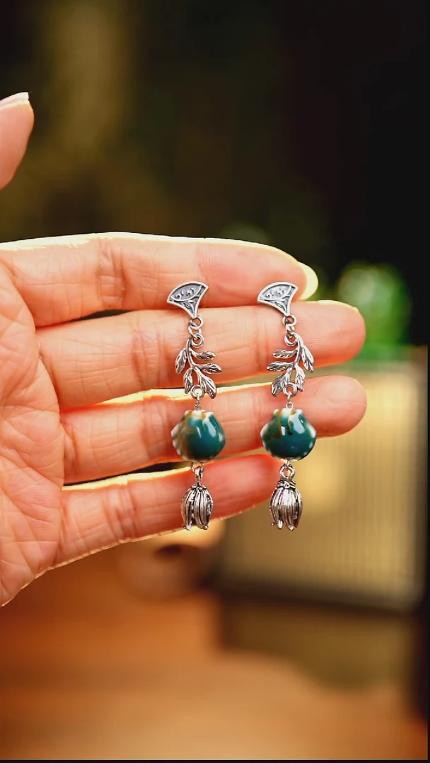 刺绣私人定制苗族手工Q238