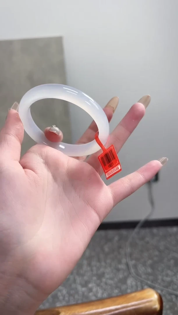 【闪购商品】玛瑙/玉髓手镯未镶嵌55圈 需要包容