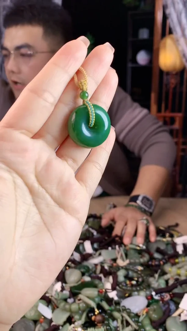 【闪购商品】和田玉挂件未镶嵌多样性发货拍一发一
