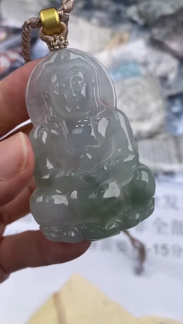 未镶嵌挂件翡翠303231      多人   多样性发一件
