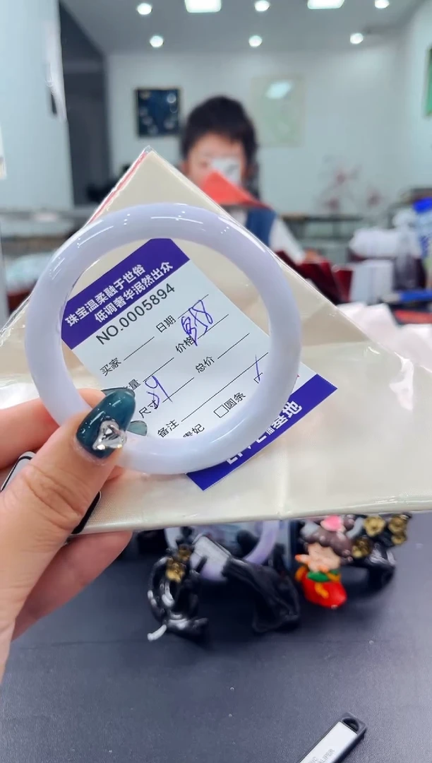 翡翠手镯未镶嵌天然缅甸A货翡翠