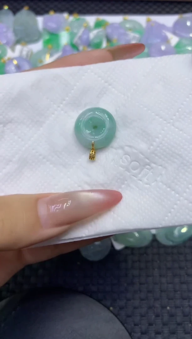颈饰未镶嵌翡翠天然缅甸A货翡翠