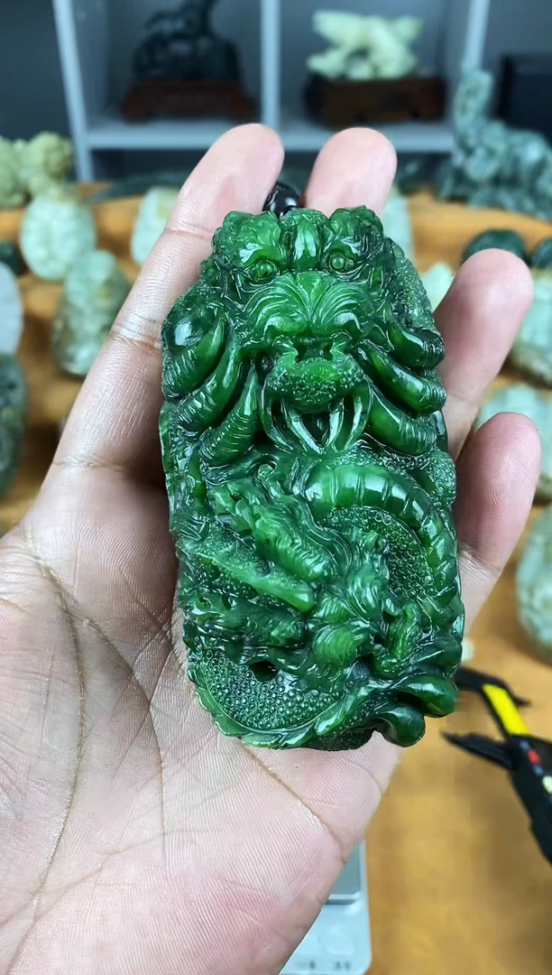 未镶嵌和田玉挂件1