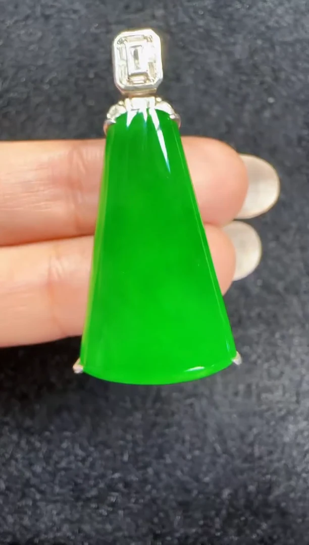 未镶嵌定制翡翠翡翠吊坠111