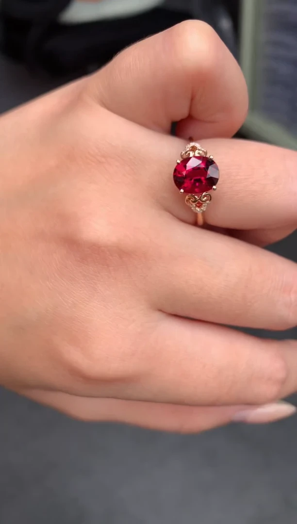 【闪购商品】碧玺戒指18K金镶嵌2.1ct卢比莱戒指