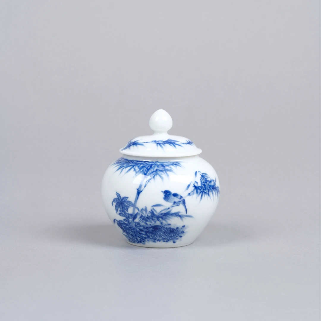 2小雅逸竹翠鸟青花茶叶罐