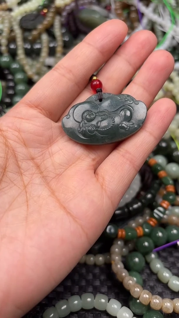 颈饰未镶嵌和田玉1