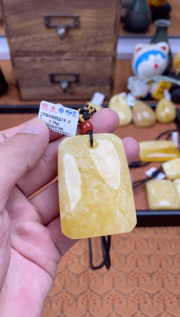 【闪购商品】琥珀裸石未镶嵌DZXW8199发一件