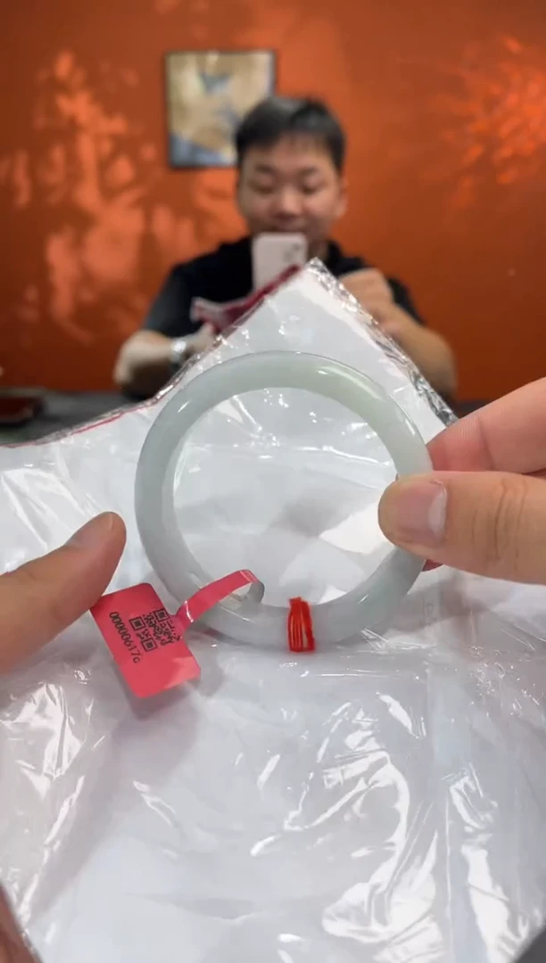 未镶嵌手镯翡翠翡翠手镯