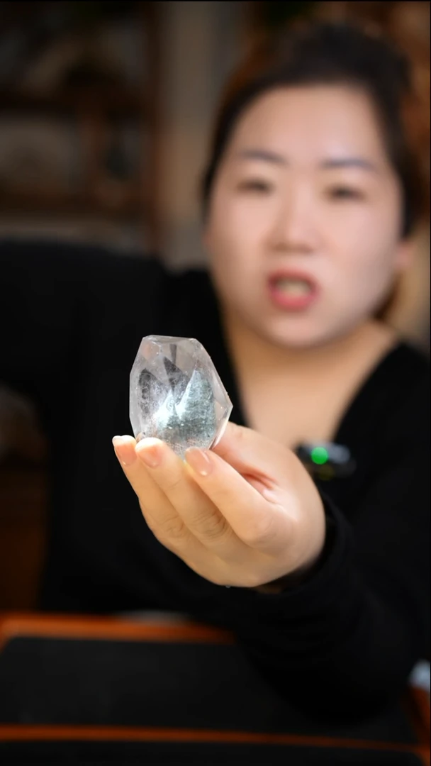 未镶嵌珠宝半成品水晶幽灵随形D545