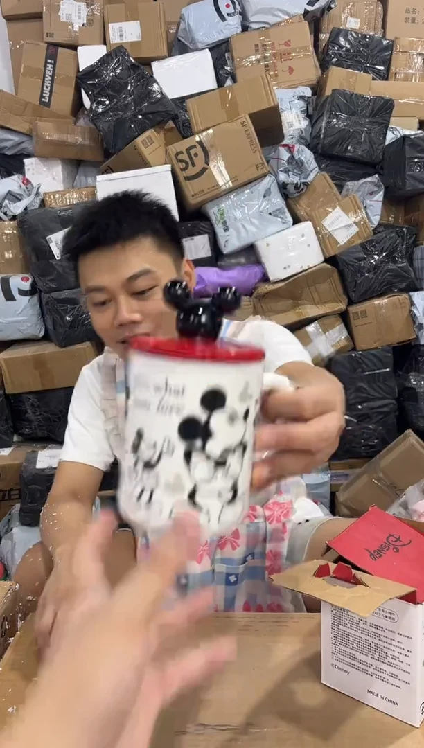 瓷片原盒米奇手稿带盖杯