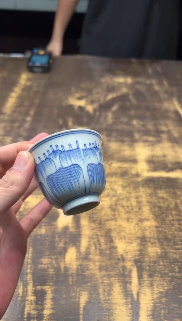 戏墨柴窑 淡描莲花饮杯