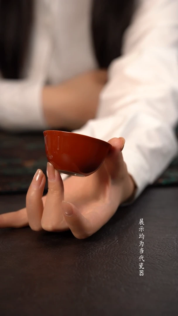 聚澜堂故宫红内宝相小鸡缸杯