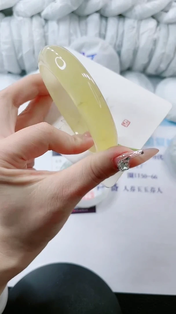 【闪购商品】石英质玉手镯未镶嵌多样性发货L128-62