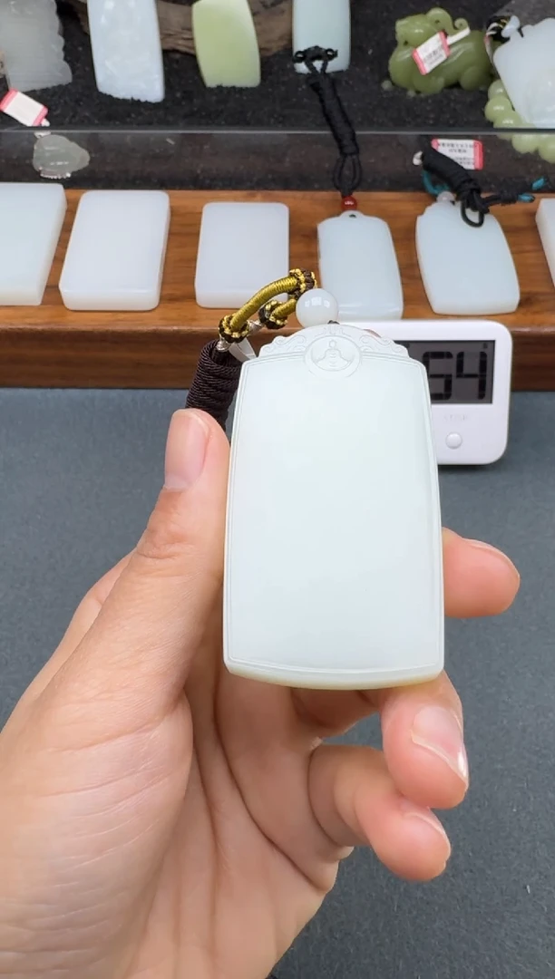 颈饰未镶嵌和田玉2