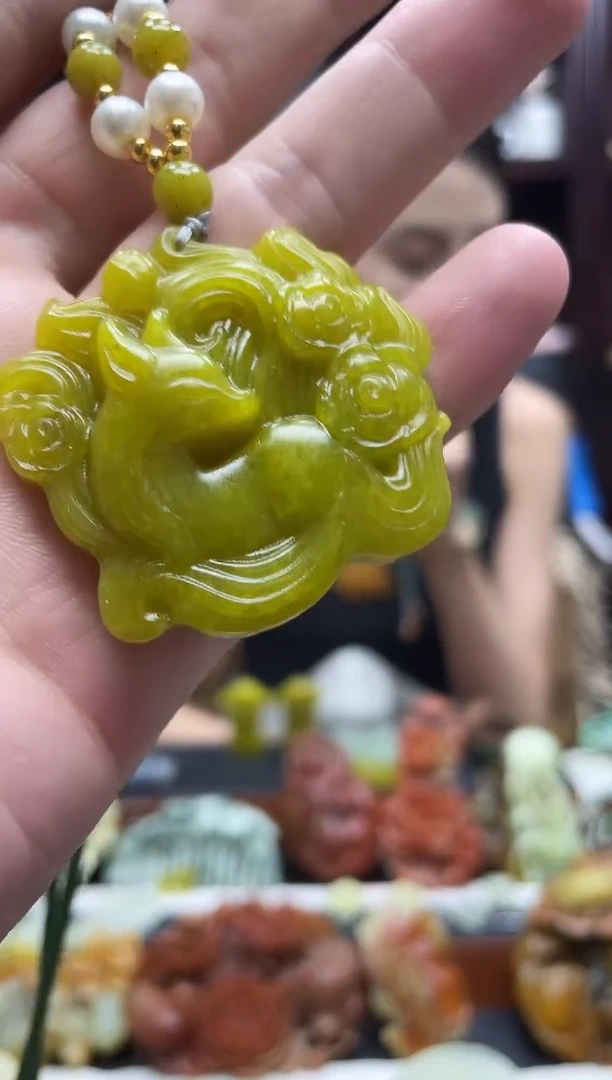 岫玉未镶嵌吊坠·多样性发货*拍一发一