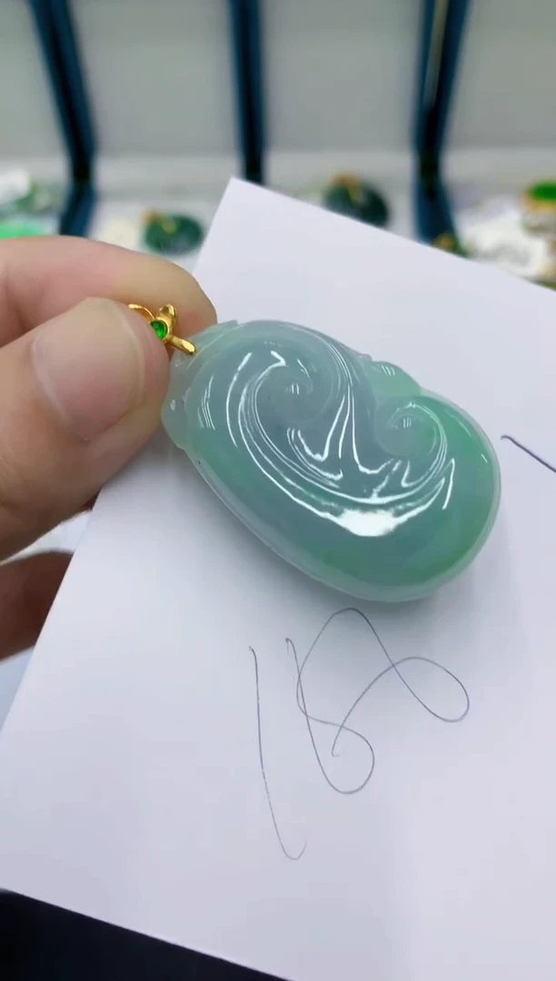 颈饰未镶嵌翡翠翡翠