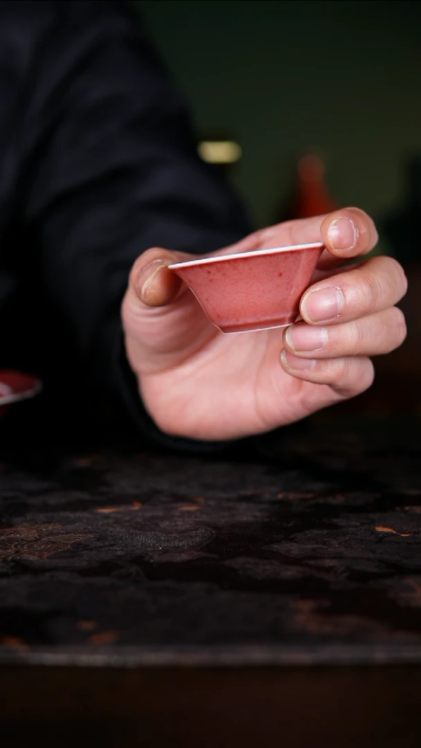 杯子白泥高温铜红釉豇豆红