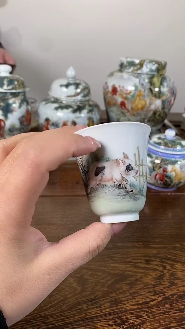 满园  生肖猪闻香杯