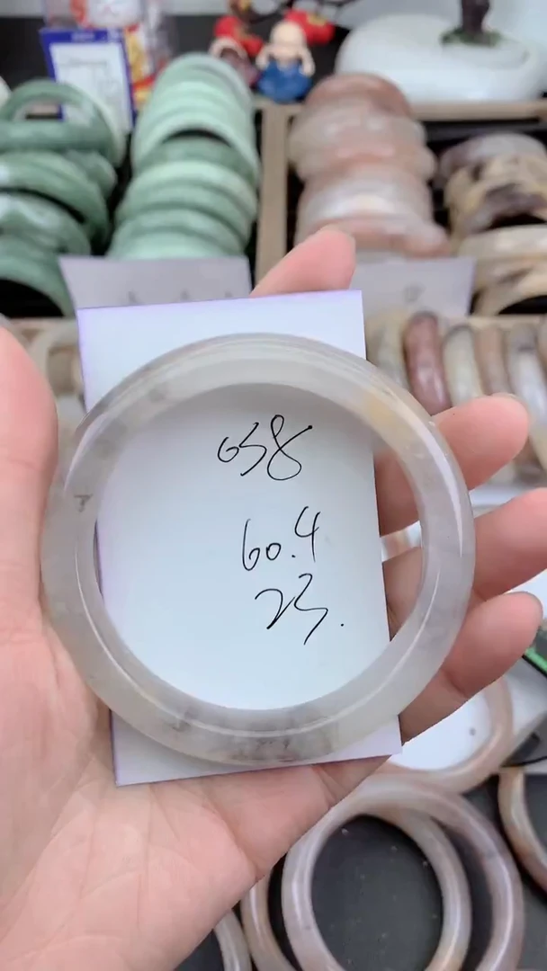 未镶嵌手镯石英质玉038