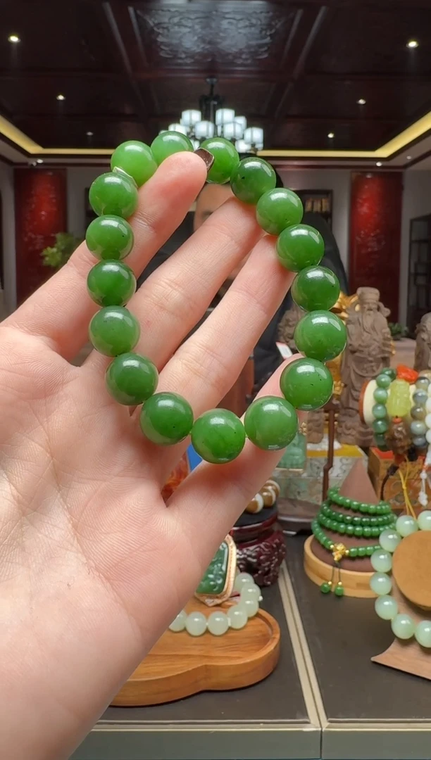 未镶嵌和田玉挂件by