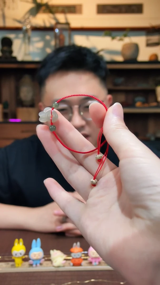 手链未镶嵌和田玉和田玉兔耳红手绳ZD