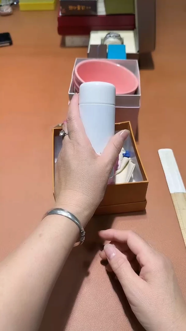 瓷片全场正品   一件不留@@1