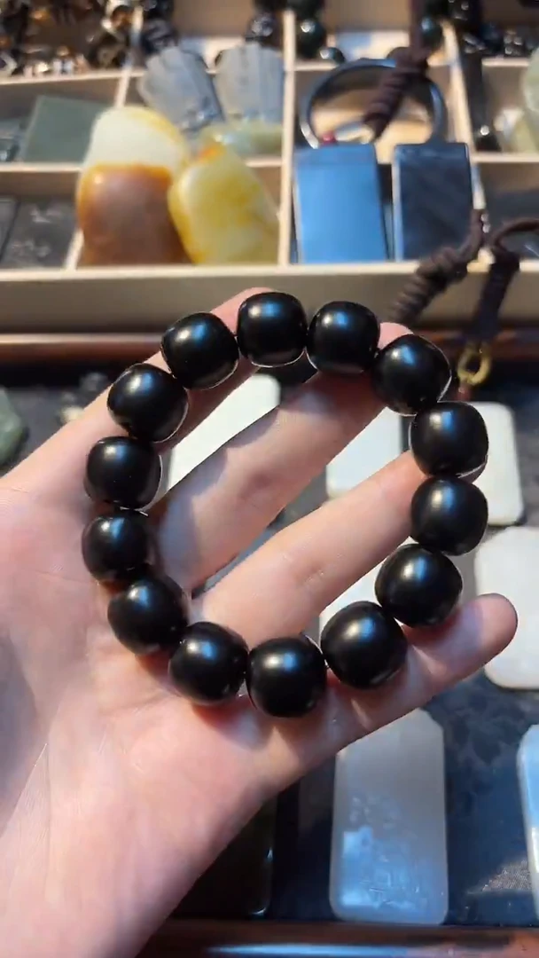 未镶嵌手串和田玉10