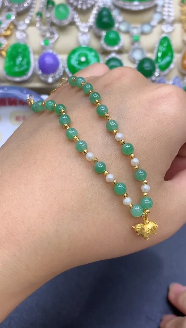 18K金镶嵌手链翡翠256-中国好珍宝