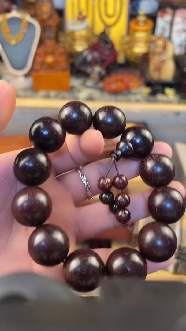 滴血莲花菩提吊坠 三三甄选