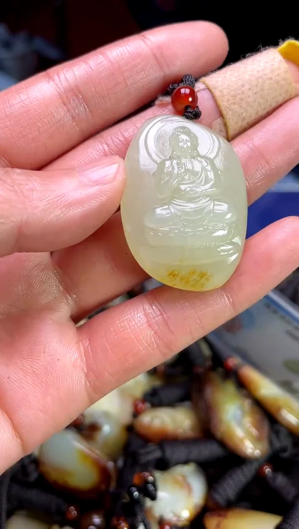 【闪购商品】和田玉颈饰未镶嵌1