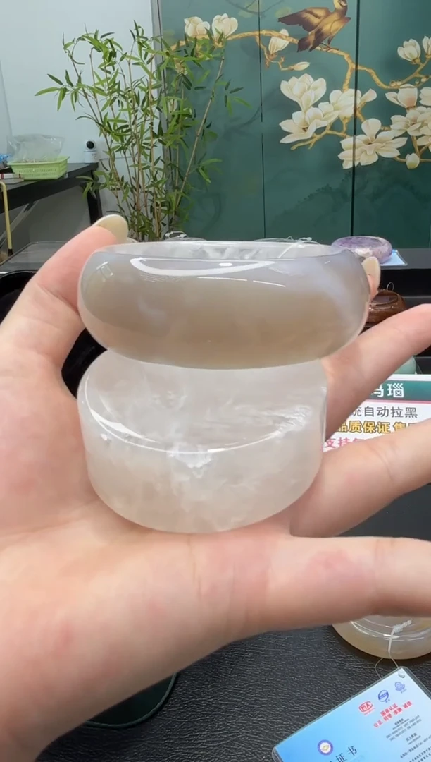 未镶嵌手镯石英质玉A173(58圈赠送镯心)